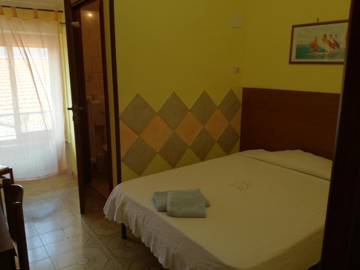 Albergo Al Castello Millesimo Ngoại thất bức ảnh