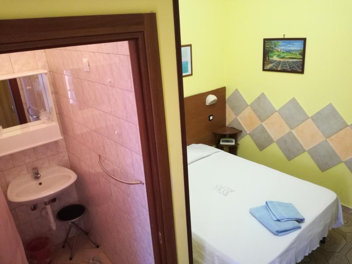 Albergo Al Castello Millesimo Ngoại thất bức ảnh