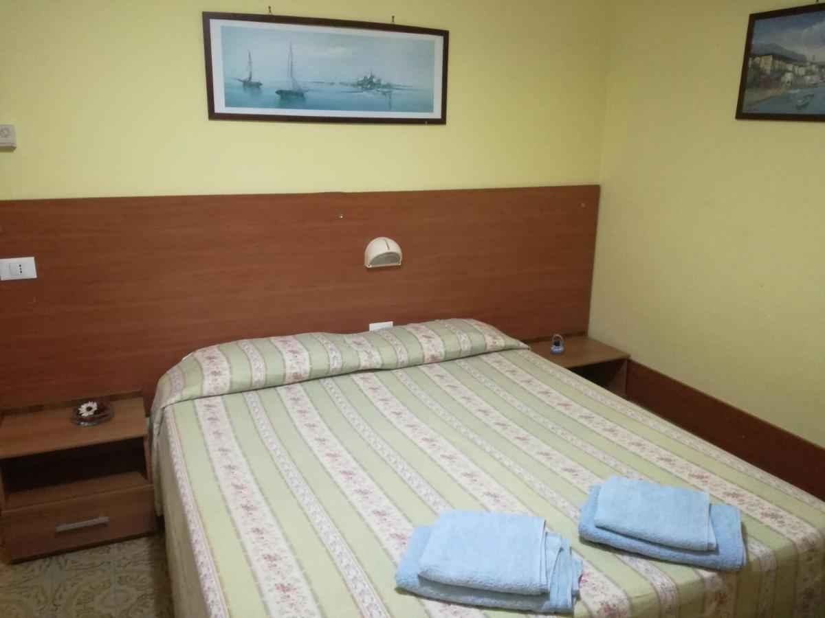 Albergo Al Castello Millesimo Ngoại thất bức ảnh